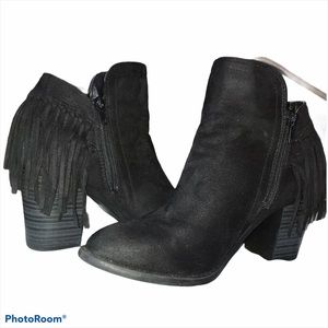 WILD DIVA Black Ankle Boots with Fringe